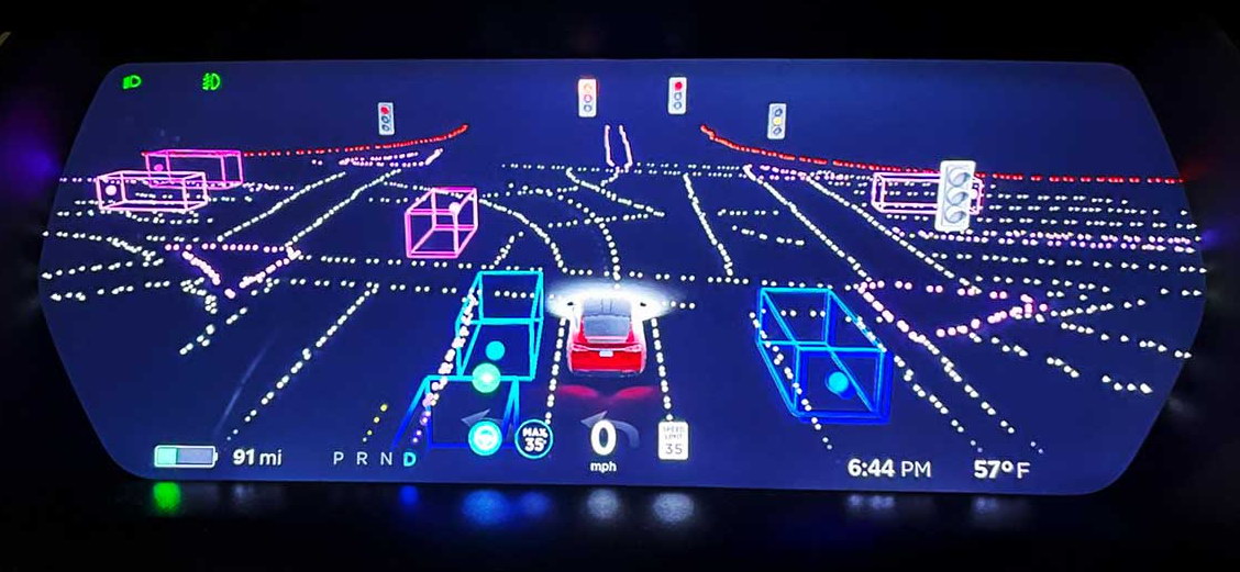 Tesla припинила випробування нового автопілота